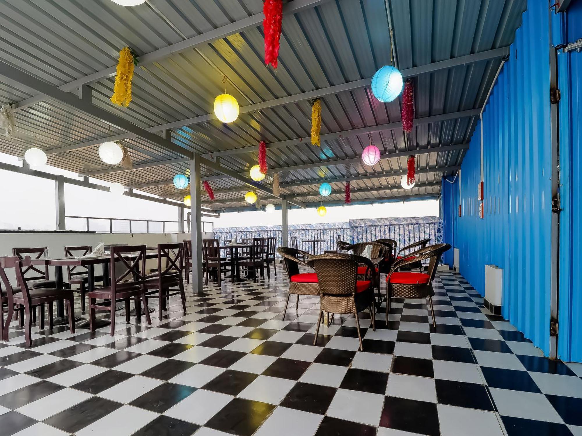 Treebo Rejoice 52 - 3Km From Huda City Metro Station Badshahpur ภายนอก รูปภาพ